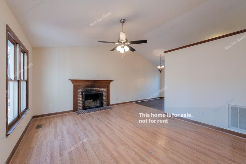 337 W Oak Ave, Wake Forest, NC 27587