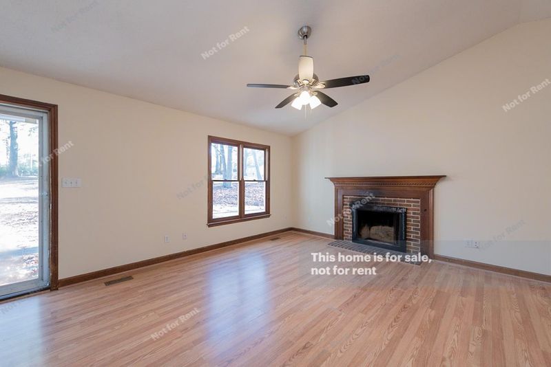 337 W Oak Ave, Wake Forest, NC 27587