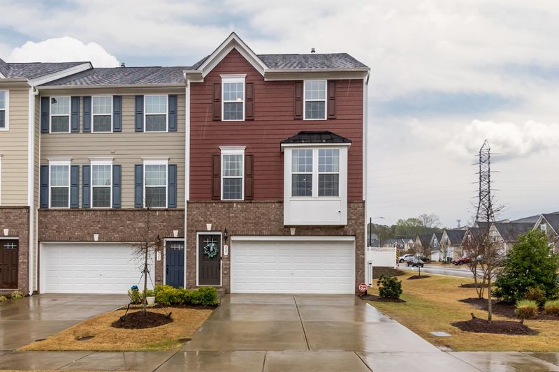 337 Roche Dr, Durham, NC 27703