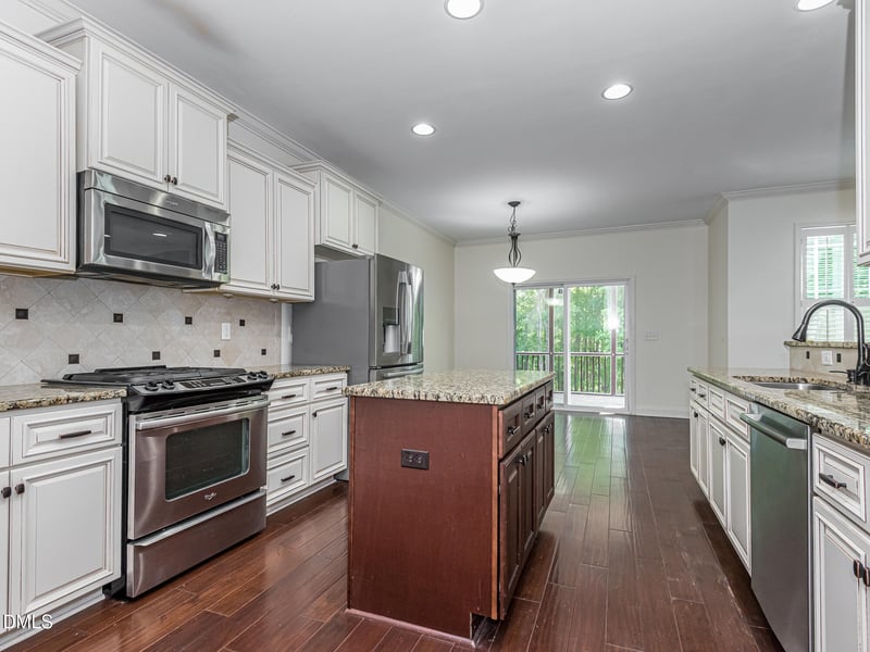 337 Shadowdale Ln, Rolesville, NC 27571