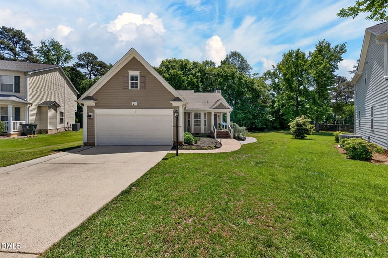 337 Stone Hedge Ct, Holly Springs, NC 27540