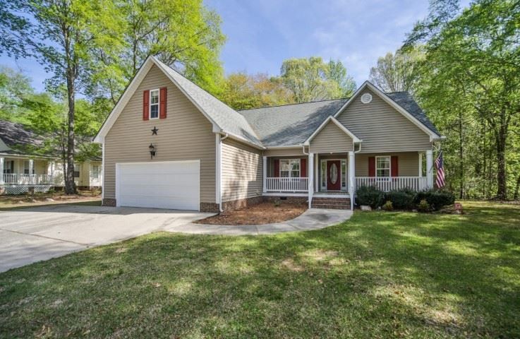 337 Tomahawk Dr, Clayton, NC 27520