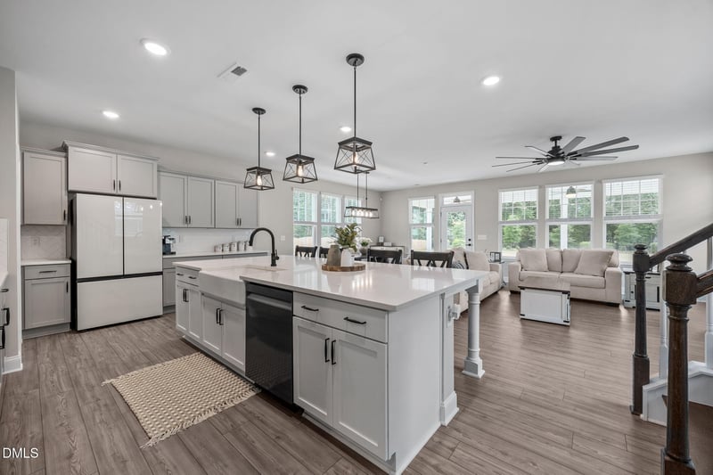 337 Winding Creek Dr, Lillington, NC 27546