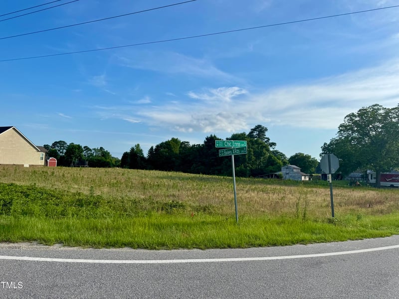 3371 Baileys Crossroads Rd, Benson, NC 27504