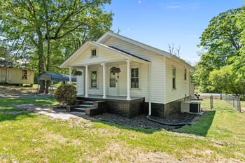 3373 Maple Ave, Burlington, NC 27215