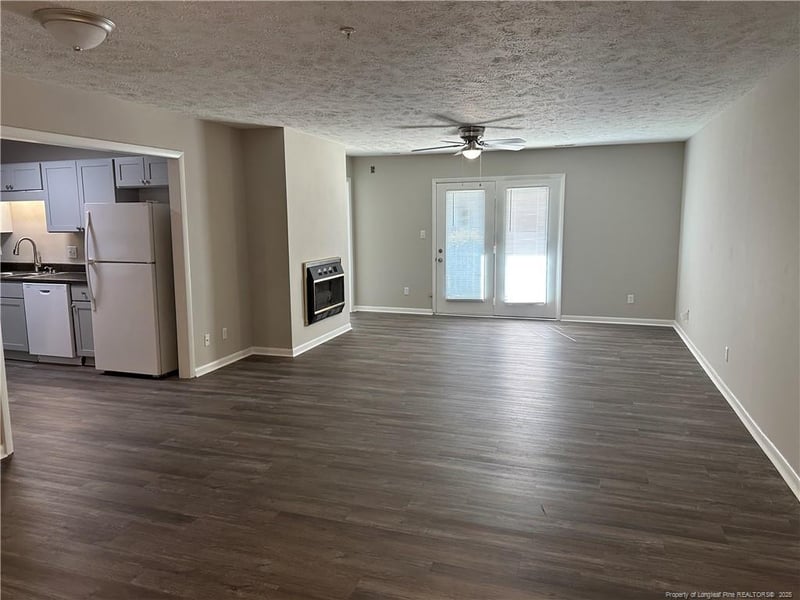 3374 Galleria Dr #3, Fayetteville, NC 28303