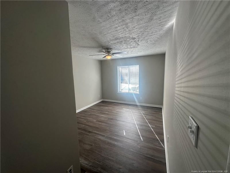 3374 Galleria Dr #3, Fayetteville, NC 28303
