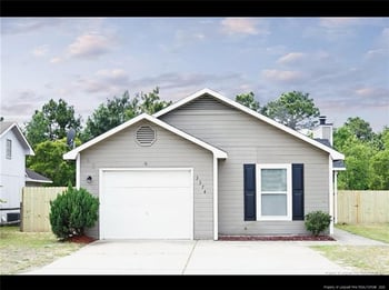 3374 Legion Rd, Hope Mills, NC 28348