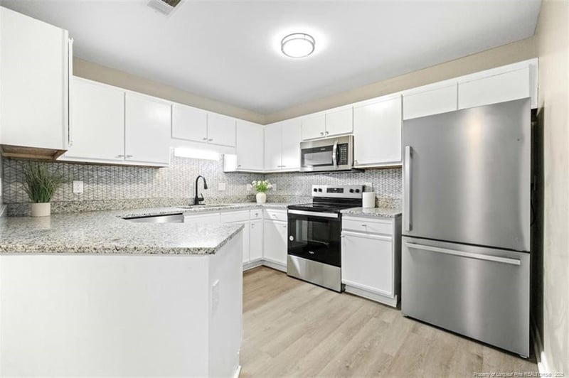3375 Galleria Dr #8, Fayetteville, NC 28303