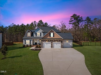 338 Oakhaven Dr, Holly Springs, NC 27540