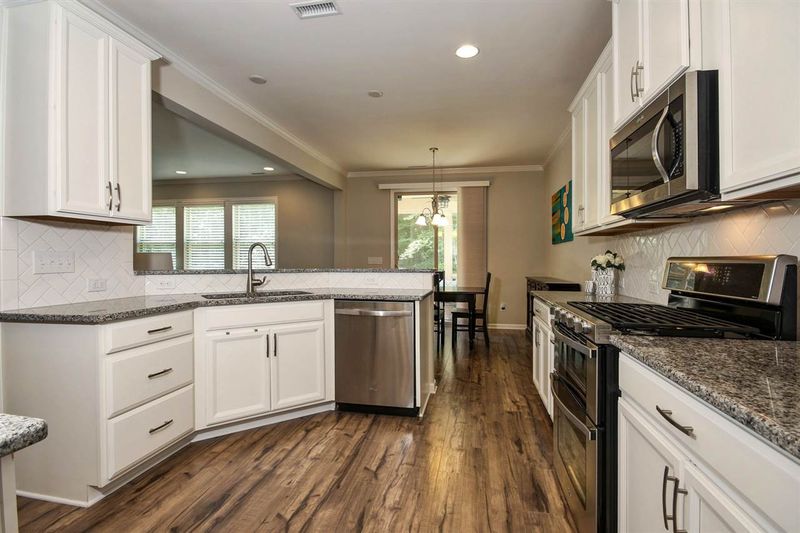 338 Papyrus Pl, Hillsborough, NC 27278