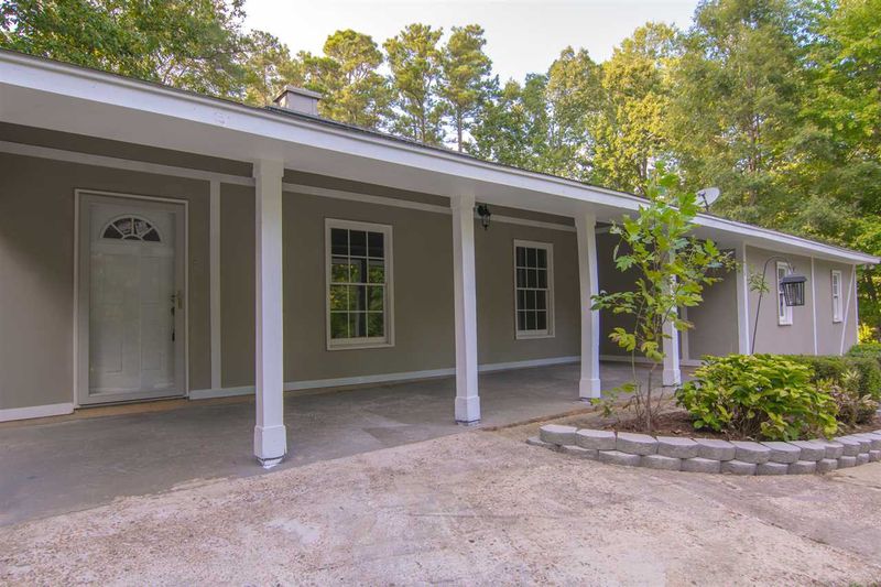 338 Shawnee Dr, Louisburg, NC 27549