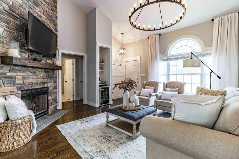 338 Wyndfall Ln, Archer Lodge, NC 27527