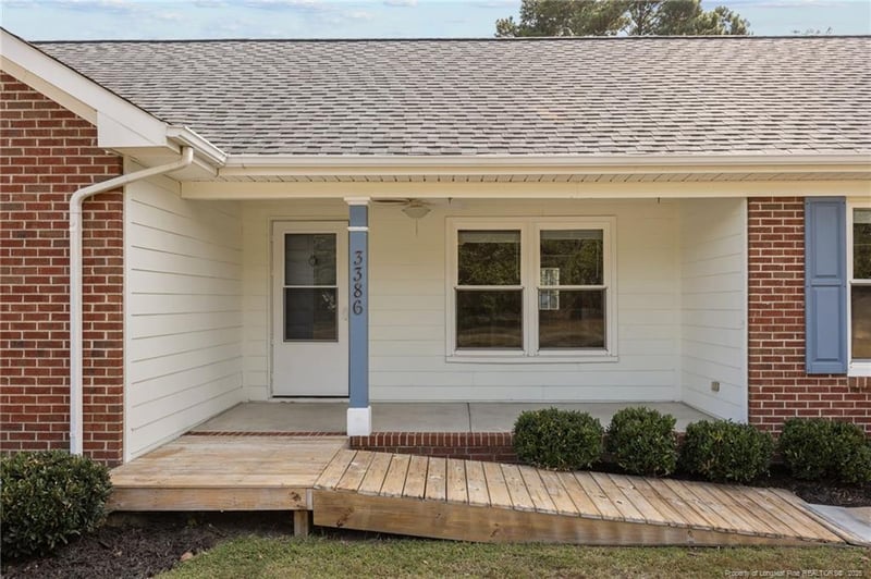 3386 Brushy Hill Rd, Fayetteville, NC 28306