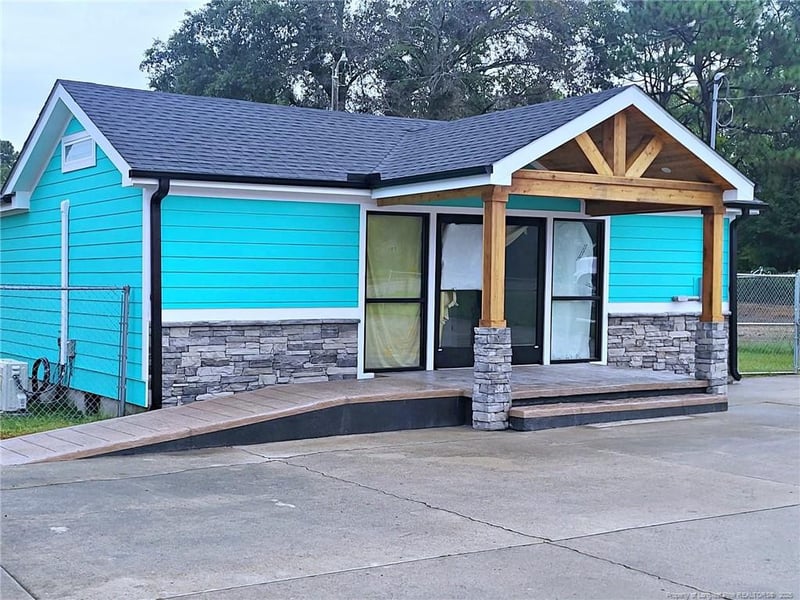 3386 Cumberland Rd, Fayetteville, NC 28306