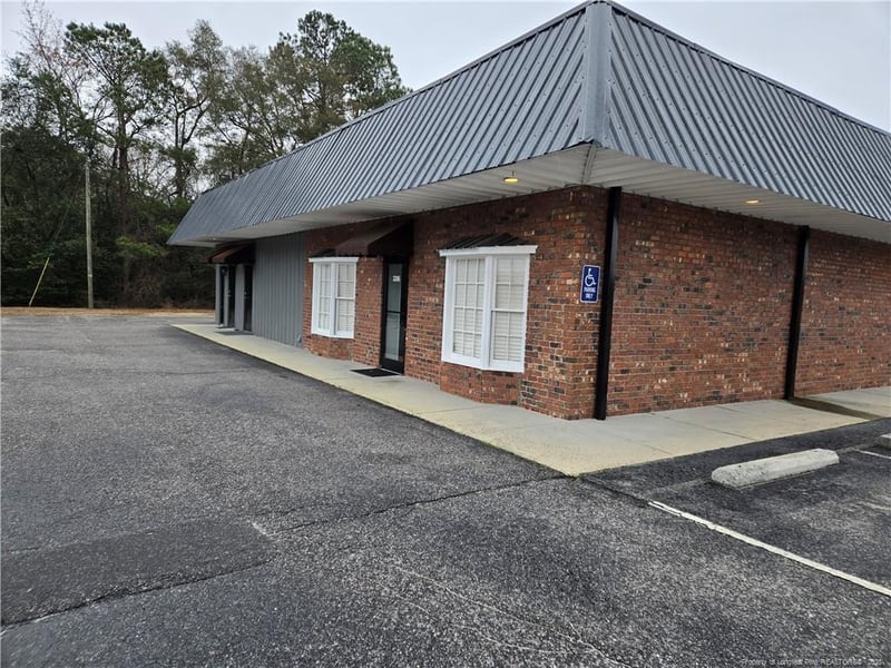 3388-3396 Dunn Rd, Fayetteville, NC 28312