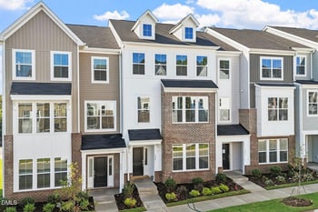 339 Chesapeake Commons St #108, Garner, NC 27529