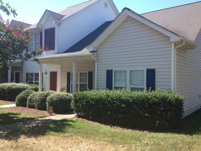 339 Commons Dr, Holly Springs, NC 27540