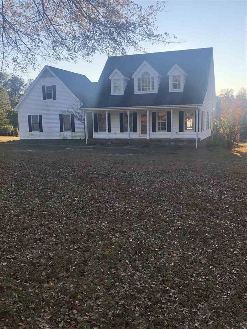 339 Dean Rd, Lillington, NC 27546