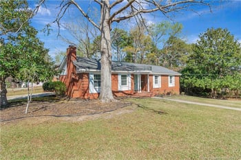 339 Edinburgh Dr, Fayetteville, NC 28303