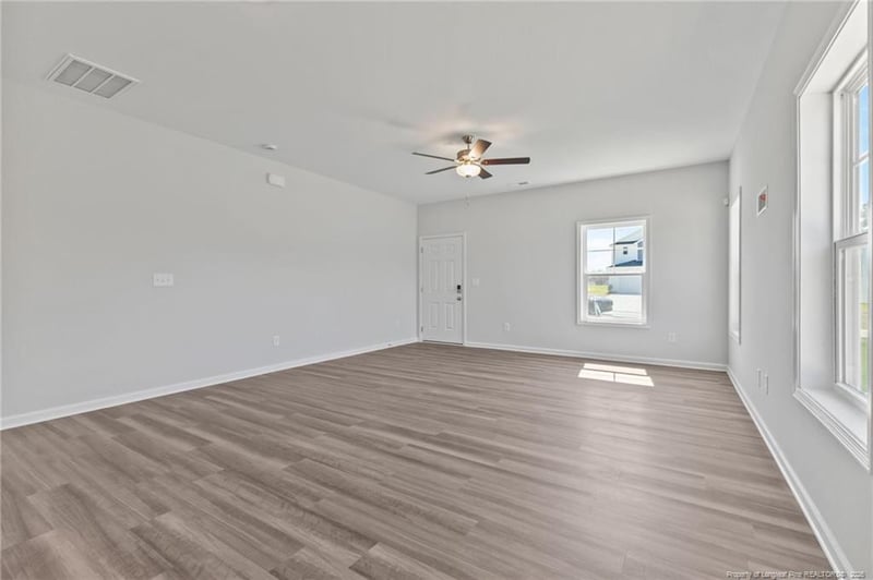 339 Hookbill Ln, Lillington, NC 27546