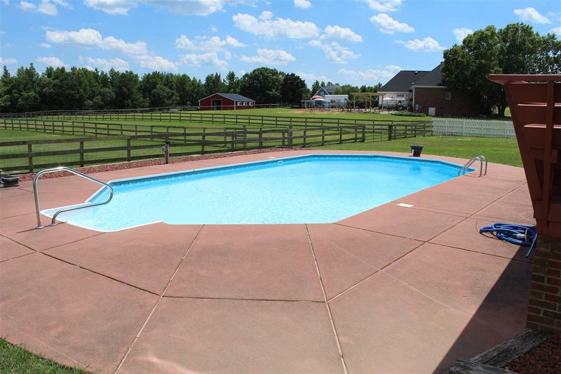 339 Lancashire Rn, Smithfield, NC 27577