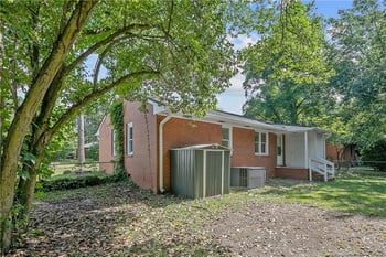 339 Richmond Dr, Fayetteville, NC 28304