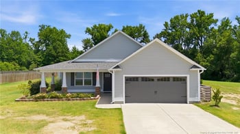 339 Sandcastle Ln, Four Oaks, NC 27524