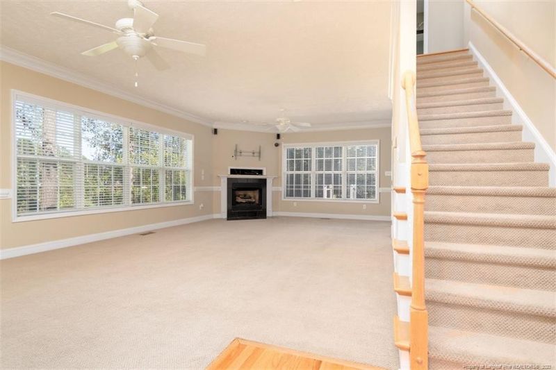 339 Shawcroft Rd, Fayetteville, NC 28311