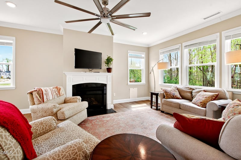 339 Summer Ranch Dr, Fuquay Varina, NC 27526