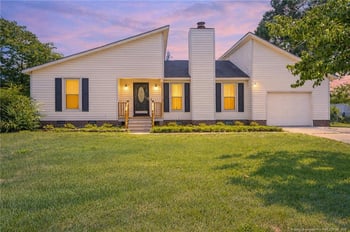 3391 Hawthorne St, Hope Mills, NC 28348