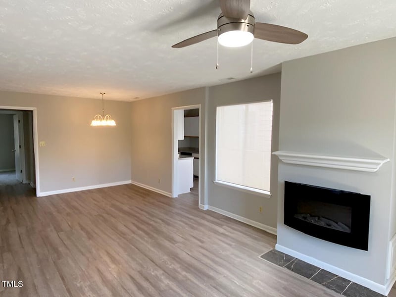 3392 Galleria Dr #13, Fayetteville, NC 28303