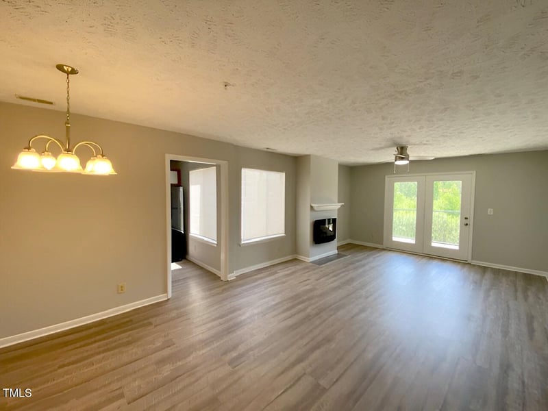 3392 Galleria Dr, Fayetteville, NC 28303
