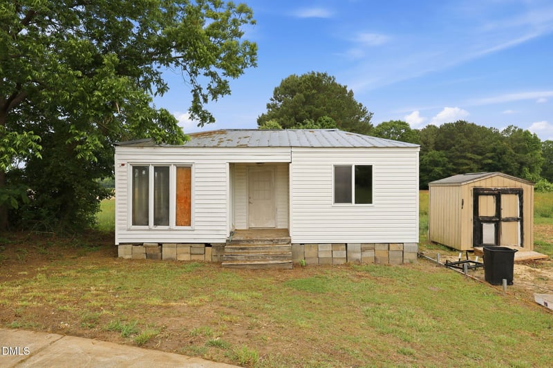 3397 U S 301, Dunn, NC 28334