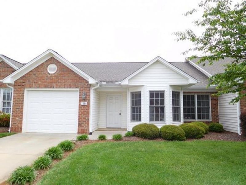 3398 Garden Rd, Burlington, NC 27215