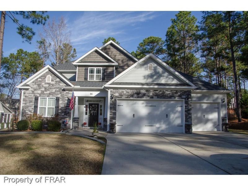 34 Cedar Ln, Sanford, NC 27332