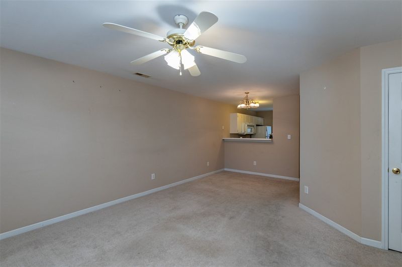 34 Cheltenham Dr, Clayton, NC 27520