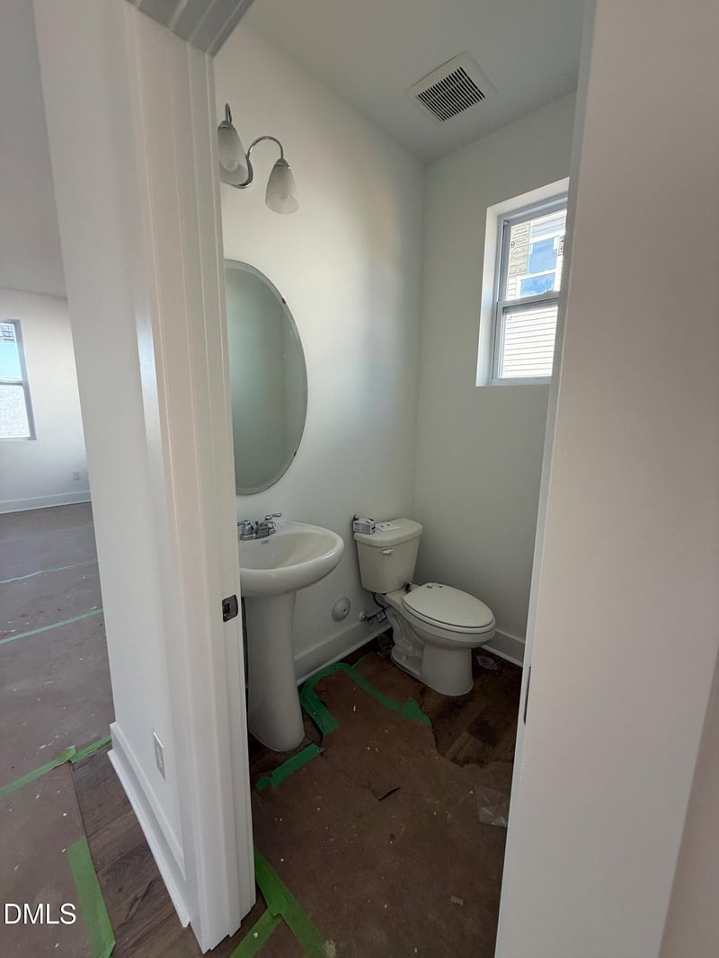 34 Cypress Moss Ct, Lillington, NC 27546