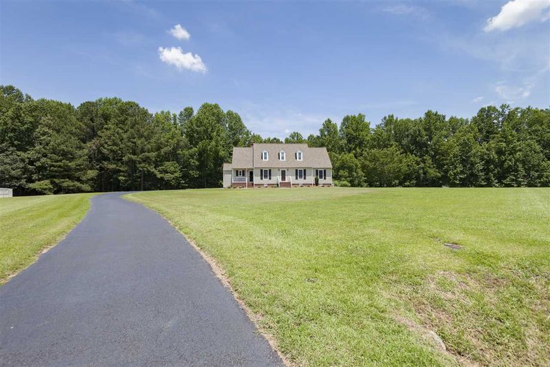 34 Derby Cir, Selma, NC 27576