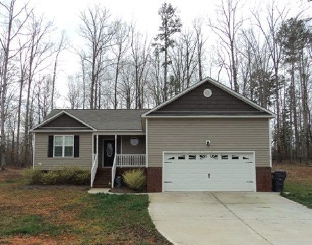 34 Fire Brand Dr, Clayton, NC 27520