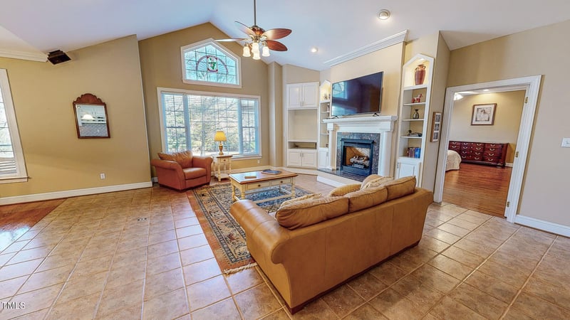 34 Lochridge Dr, Roxboro, NC 27573