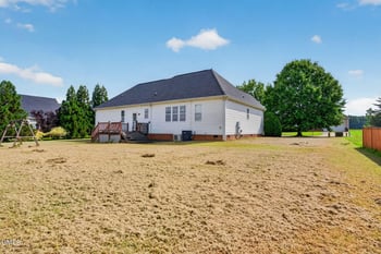 34 Overby Ct, Fuquay Varina, NC 27526