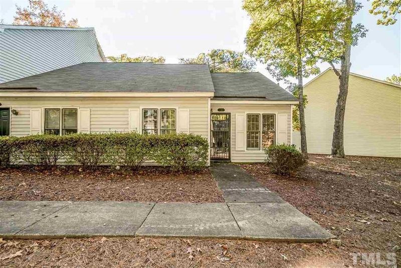 34 Riverwalk Ter #34, Durham, NC 27704