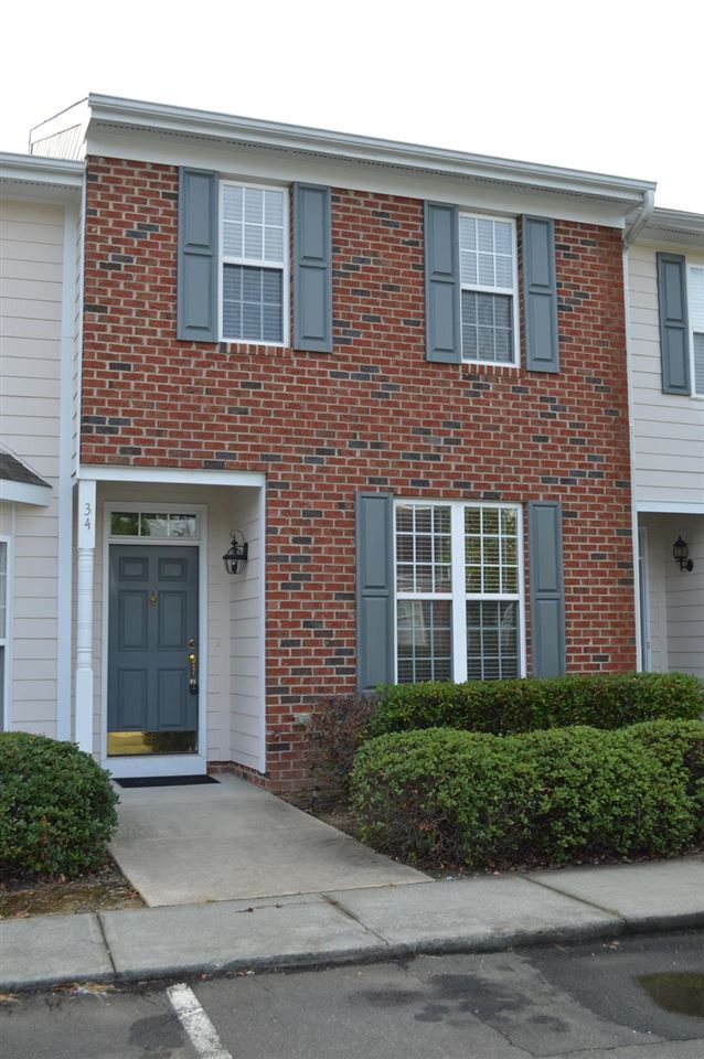 34 Signet Dr, Durham, NC 27704