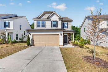 34 Still Hand Dr, Clayton, NC 27527