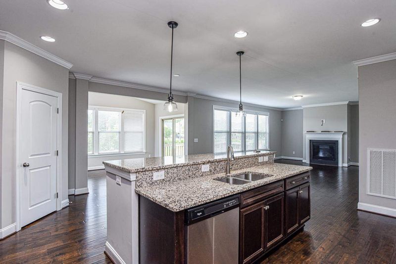 34 Suntree Ln, Garner, NC 27529