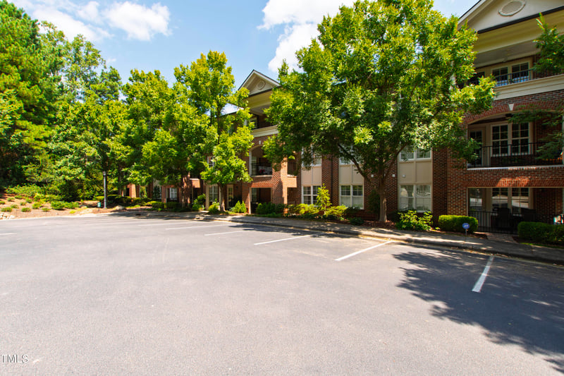340 Allister Dr #105, Raleigh, NC 27609