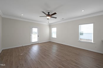 340 Ambassador Dr, Clayton, NC 27520