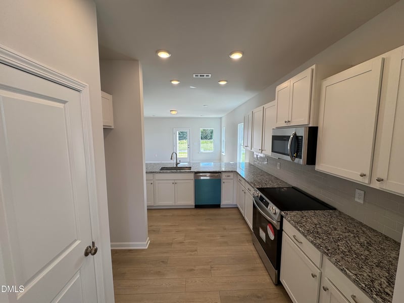 340 Ambassador Dr, Clayton, NC 27520