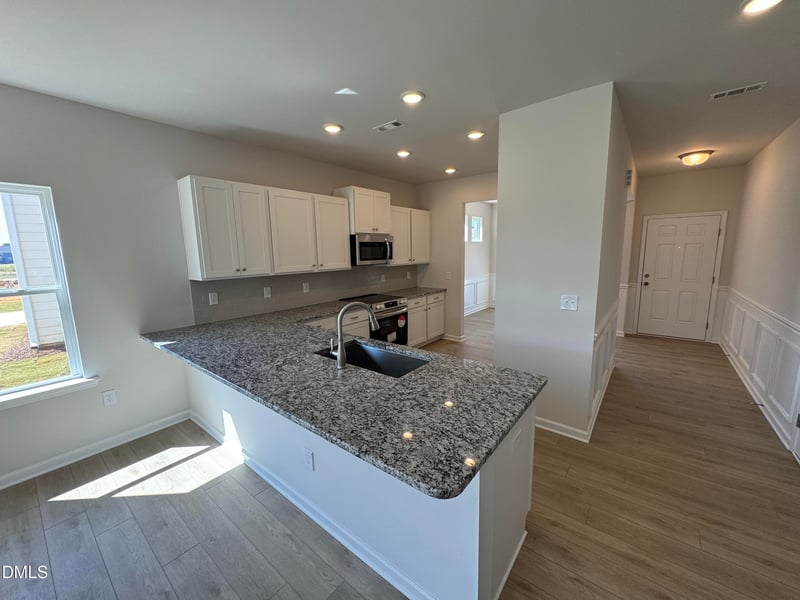 340 Ambassador Dr, Clayton, NC 27520